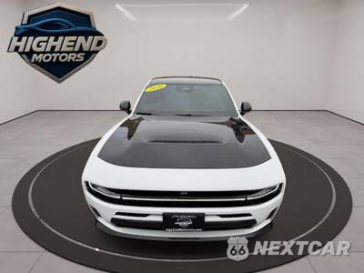 2026 Dodge Charger Scat Pack Plus 4-Door Sedan - zdjęcie 11 z 48 - miniatura