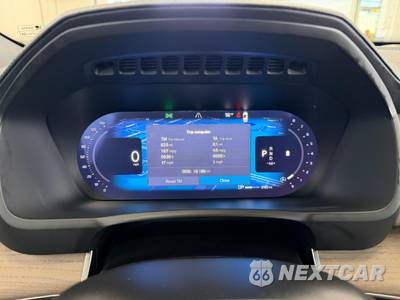 2026 Volvo XC90 B6 Plus 7-Passenger - zdjęcie 37 z 46 - miniatura
