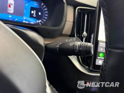2026 Volvo XC90 B6 Plus 7-Passenger - zdjęcie 36 z 46 - miniatura