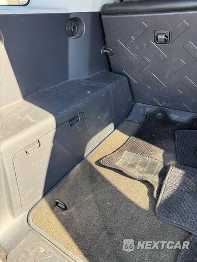 2013 Toyota FJ Cruiser w/Rear Doors - zdjęcie 14 z 24 - miniatura