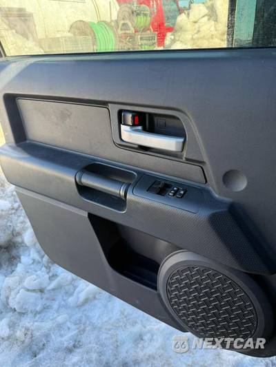 2013 Toyota FJ Cruiser w/Rear Doors - zdjęcie 22 z 24 - miniatura