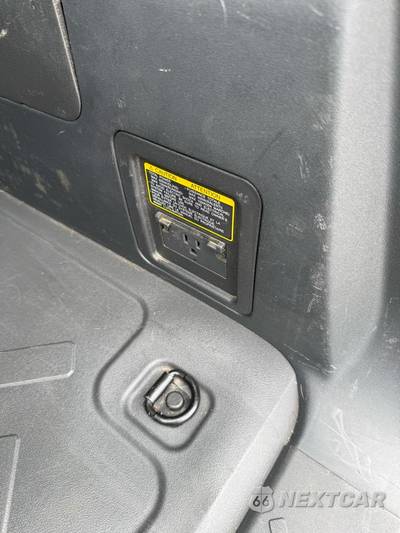 2010 Toyota FJ Cruiser w/Rear Doors - zdjęcie 27 z 39 - miniatura