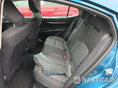2026 Toyota Camry LE - zdjęcie 13 z 34 - miniatura