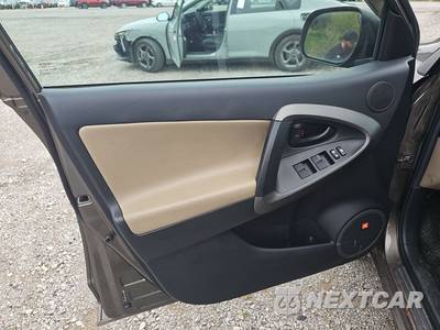 2011 Toyota RAV4 Limited - zdjęcie 9 z 28 - miniatura