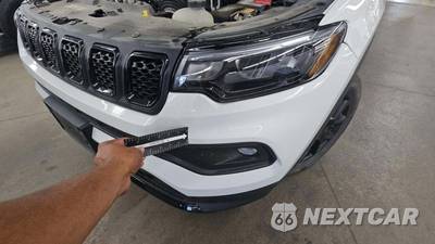 2023 Jeep Compass Altitude - zdjęcie 26 z 29 - miniatura