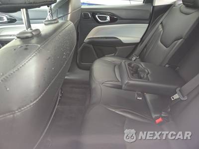 2022 Jeep Compass Limited - zdjęcie 13 z 27 - miniatura