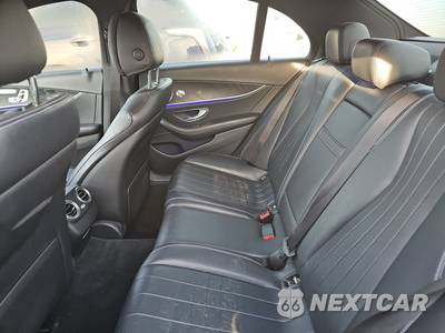 2017 Mercedes-Benz E 300 Sport Sedan - zdjęcie 13 z 31 - miniatura