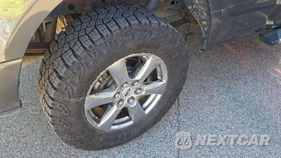 2018 Ford F-150 XLT Extended Cab Medium Bed w/Rear Doors - zdjęcie 26 z 34 - miniatura