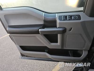 2018 Ford F-150 XLT Extended Cab Medium Bed w/Rear Doors - zdjęcie 9 z 34 - miniatura