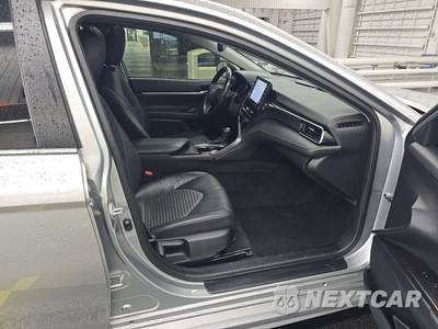 2024 Toyota Camry SE - zdjęcie 8 z 28 - miniatura