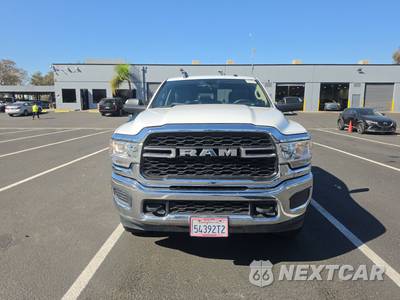 2019 Ram 2500 Tradesman Crew Cab Long Bed - zdjęcie 2 z 29 - miniatura