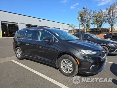 2021 Chrysler Pacifica Touring 121.6" WB - zdjęcie 3 z 34 - miniatura