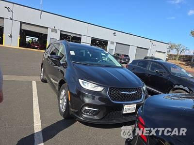 2021 Chrysler Pacifica Touring 121.6" WB - zdjęcie 2 z 34 - miniatura
