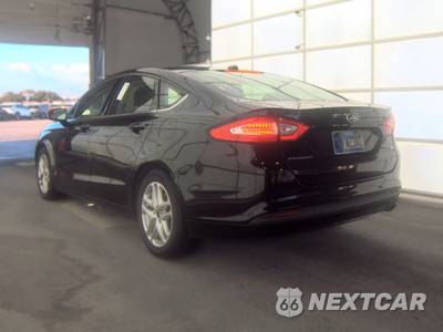 2016 Ford Fusion SE - zdjęcie 6 z 30 - miniatura