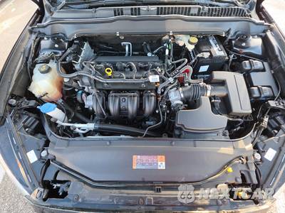 2016 Ford Fusion SE - zdjęcie 15 z 30 - miniatura