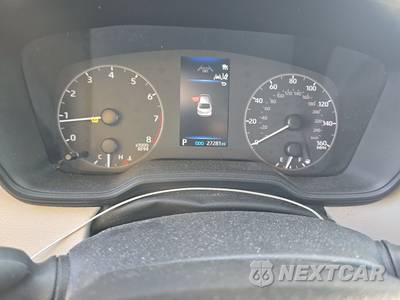 2025 Toyota Corolla LE Sedan - zdjęcie 12 z 23 - miniatura