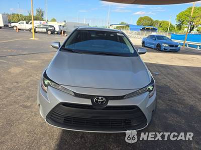 2025 Toyota Corolla LE Sedan - zdjęcie 2 z 23 - miniatura