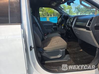 2018 Ford Super Duty F-250 XLT Crew Cab Medium Bed - zdjęcie 8 z 37 - miniatura