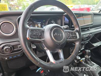 2024 Jeep Wrangler 4xe 4 Door Sahara - zdjęcie 10 z 28 - miniatura