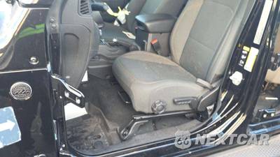 2026 Jeep Wrangler 4 Door Sport S - zdjęcie 31 z 39 - miniatura
