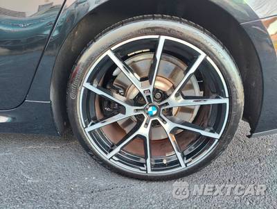 2022 BMW 8 Series Gran Coupe 840i Sedan M SPORT LINE - zdjęcie 47 z 49 - miniatura