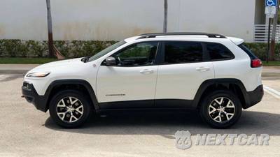 2016 Jeep Cherokee Trailhawk - zdjęcie 8 z 21 - miniatura