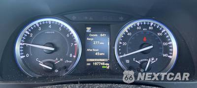 2019 Toyota Highlander XLE - zdjęcie 8 z 26 - miniatura