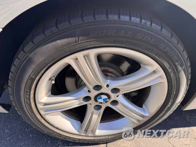 2015 BMW 3 Series Sedan 320i xDrive - zdjęcie 19 z 22 - miniatura