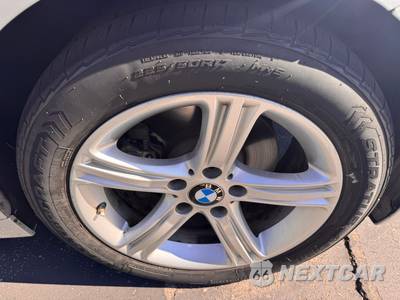 2015 BMW 3 Series Sedan 320i xDrive - zdjęcie 20 z 22 - miniatura