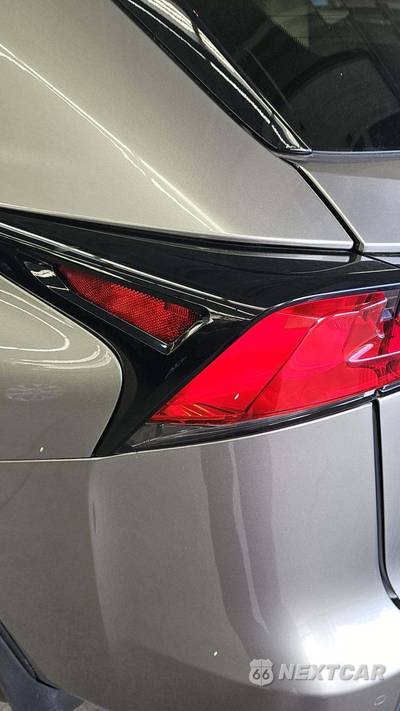 2021 Lexus NX 300 - zdjęcie 32 z 39 - miniatura