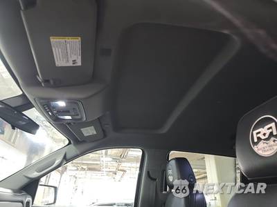 2020 Chevrolet Silverado 1500 RST Crew Cab Short Bed 1SP - zdjęcie 17 z 30 - miniatura