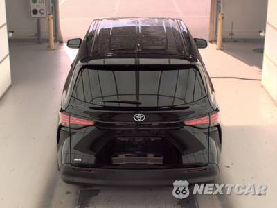 2021 Toyota Sienna XLE 7-Passenger 120.5" WB - zdjęcie 5 z 39 - miniatura