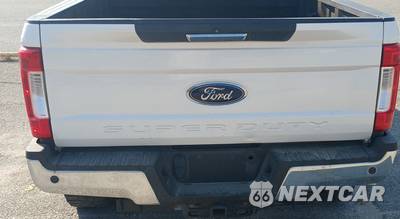 2019 Ford Super Duty F-250 Lariat Crew Cab Medium Bed - zdjęcie 8 z 22 - miniatura