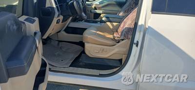 2019 Ford Super Duty F-250 Lariat Crew Cab Medium Bed - zdjęcie 11 z 22 - miniatura