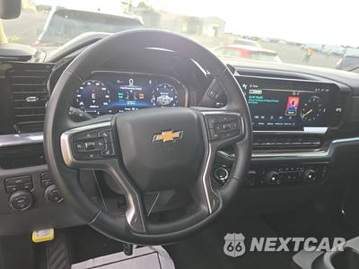 2025 Chevrolet Silverado 1500 LT Crew Cab Short Bed 2FL - zdjęcie 10 z 28 - miniatura
