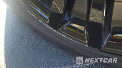 2024 Jaguar E-PACE R-Dynamic SE - zdjęcie 21 z 23 - miniatura