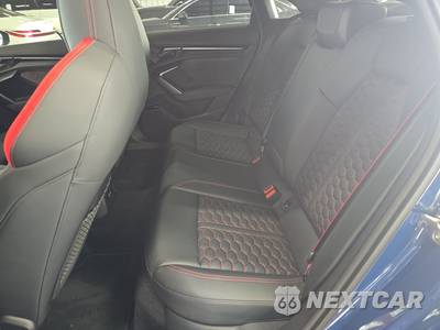 2025 Audi RS 3 - zdjęcie 13 z 22 - miniatura