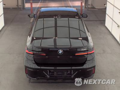 2026 BMW 7 Series 740i - zdjęcie 5 z 23 - miniatura