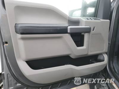 2022 Ford Super Duty F-450 XLT Crew Cab Long Bed DRW - zdjęcie 9 z 30 - miniatura