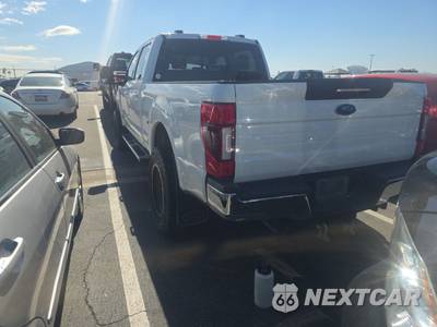 2020 Ford Super Duty F-350 Lariat Crew Cab Medium Bed - zdjęcie 6 z 31 - miniatura