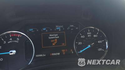 2020 Ford Super Duty F-350 Lariat Crew Cab Medium Bed - zdjęcie 28 z 31 - miniatura