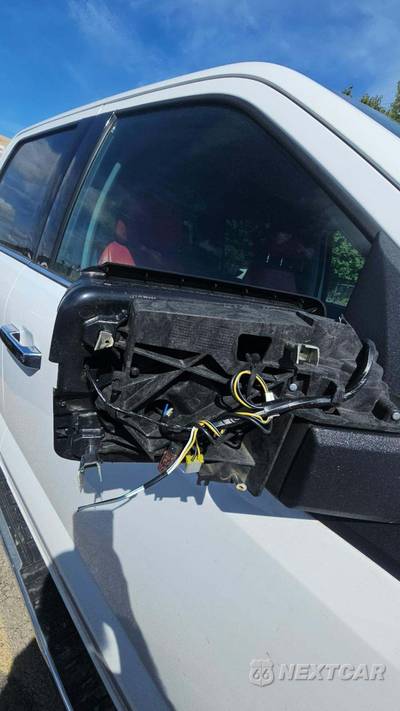 2021 Ford F-150 LARIAT Crew Cab Short Bed - zdjęcie 28 z 35 - miniatura