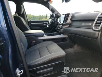 2021 Ram 1500 Big Horn Crew Cab Short Bed - zdjęcie 8 z 28 - miniatura