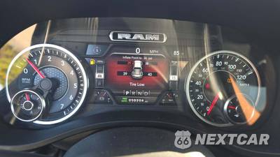 2021 Ram 1500 Big Horn Crew Cab Short Bed - zdjęcie 21 z 28 - miniatura