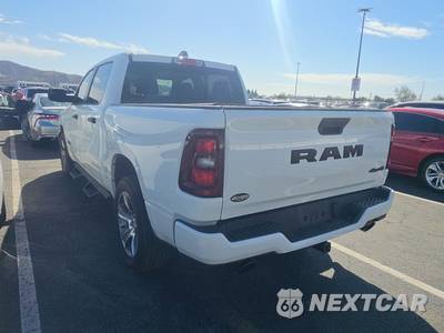 2026 Ram 1500 Express Crew Cab Short Bed - zdjęcie 6 z 24 - miniatura