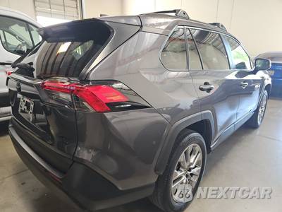 2022 Toyota RAV4 XLE Premium - zdjęcie 4 z 22 - miniatura