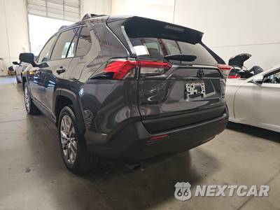 2022 Toyota RAV4 XLE Premium - zdjęcie 6 z 22 - miniatura