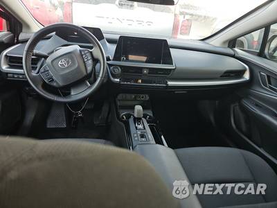 2025 Toyota Prius LE - zdjęcie 11 z 28 - miniatura