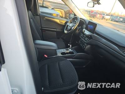 2025 Ford Escape Active - zdjęcie 8 z 31 - miniatura
