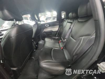 2025 Jeep Compass Limited - zdjęcie 13 z 27 - miniatura